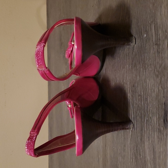 Etienne Aigner heels size 7b - Picture 3 of 4